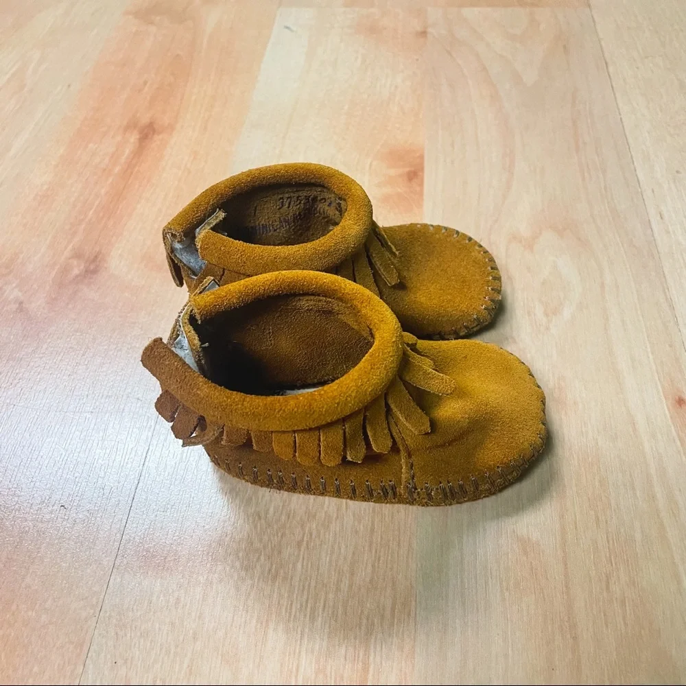 Minnetonka baby slip